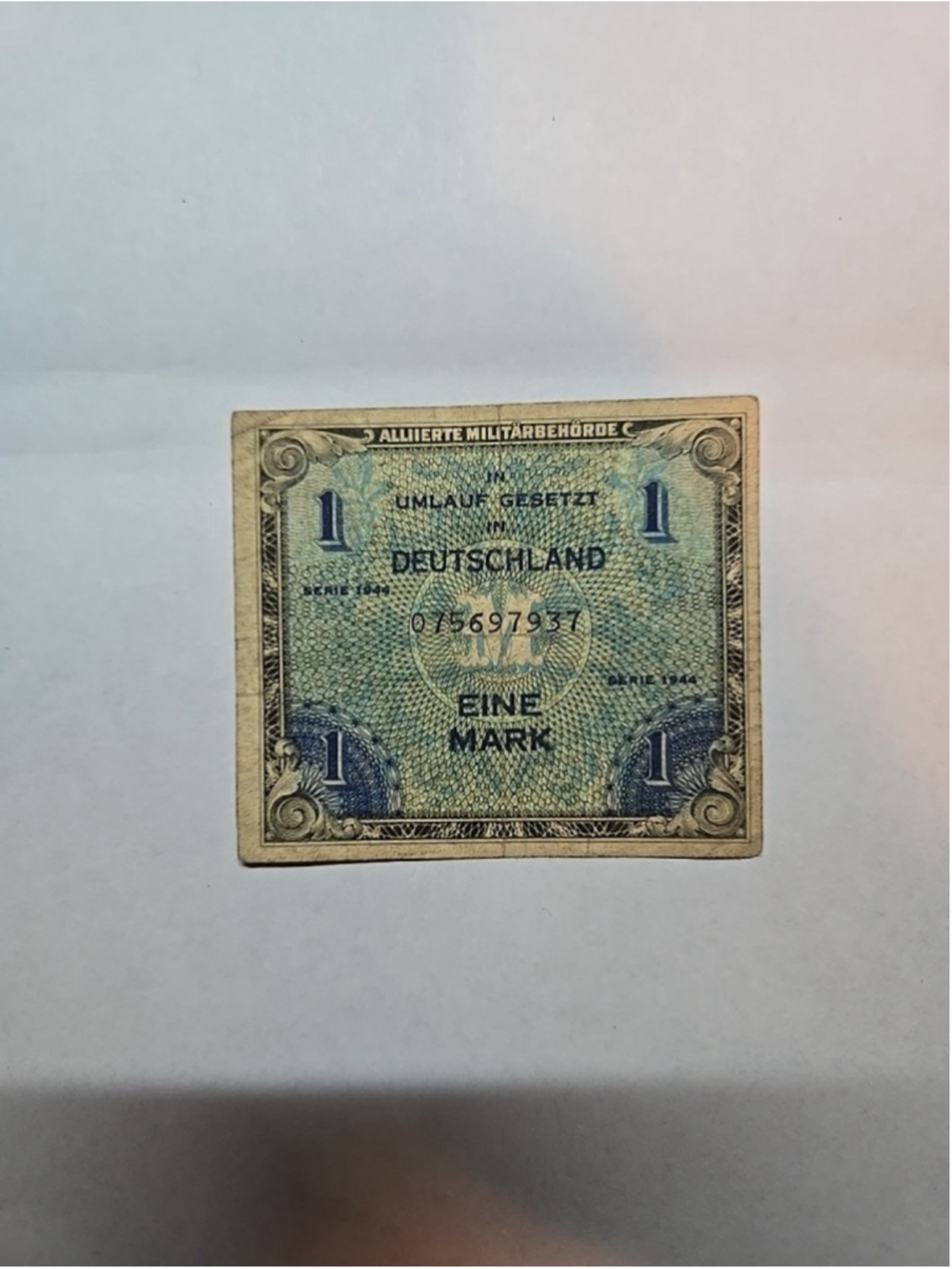 1944 WWII German Allied Military 1/2 Mark & 1 Eine Mark Currency Paper Notes - Picture 2 of 4